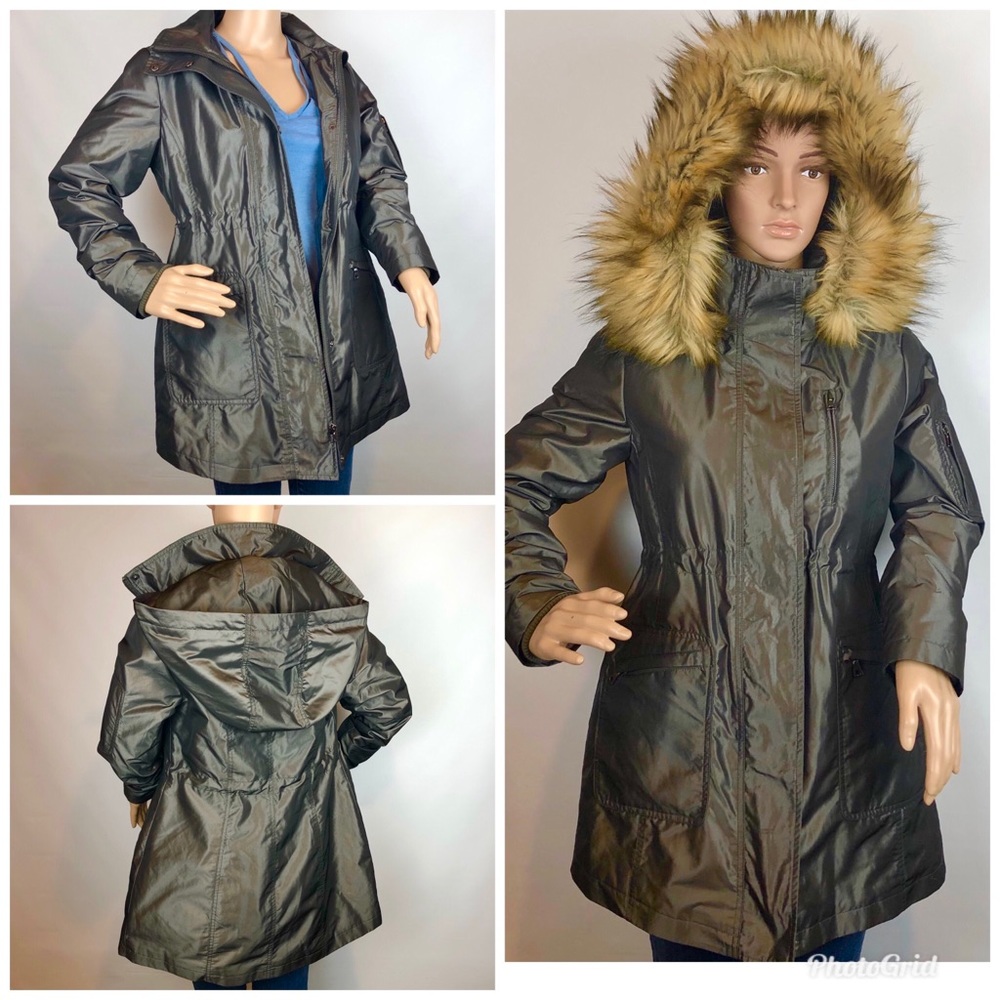 KRISTEN BLAKE Studio Collection Hooded Raincoat